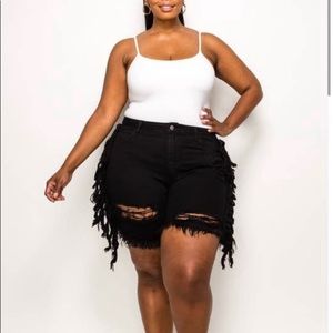 The M.A.P Sexy Black Denim Shorts Disstressed Ripped Frayed Raw Hem Women’s 2XL